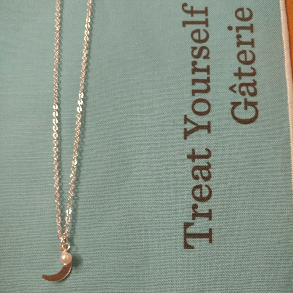 Silver Crescent Moon with Pearl